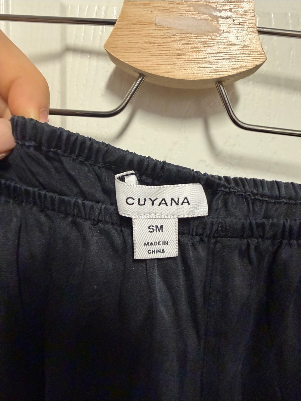 CUYANA Women's Washable Charmeuse Tapered Pant - Picture 2 of 8